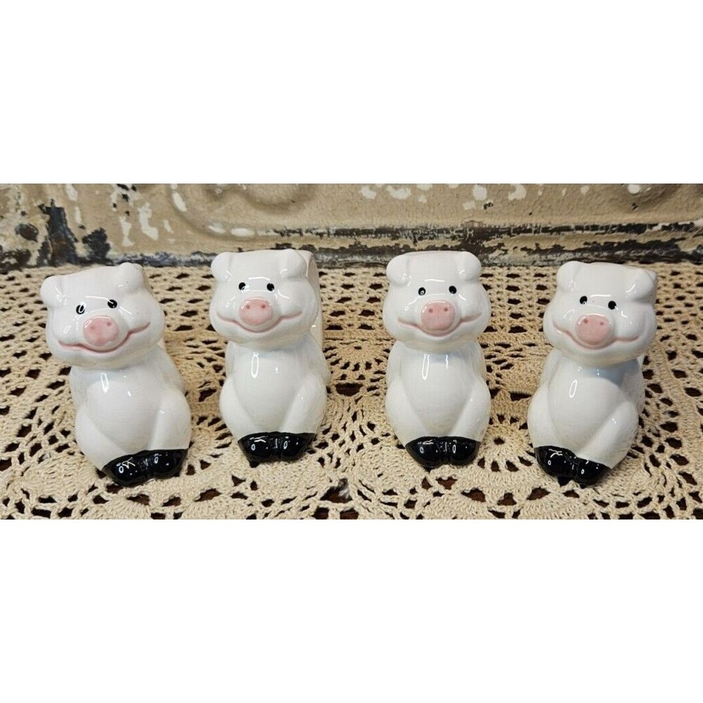 Adorable Set of 4 Ceramic Hand Painted Pig Napkin Rings